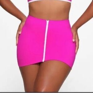 NWT SKIMS ZIP-UP SWIM MINI SKIRT large